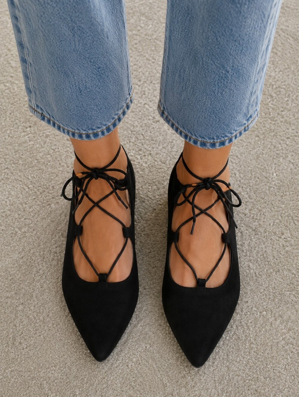 ∆ ComfortView Odell Black Pointy Toe Faux Suede Back Zipper Flats -Size: 7.5